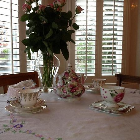Raymonds Bed & Breakfast Douglas Luaran gambar