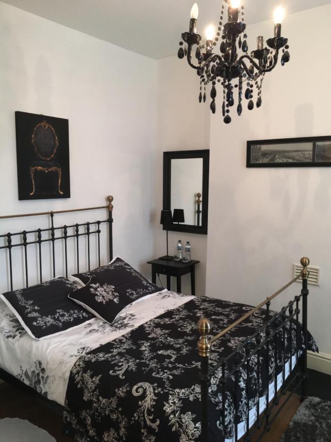 Raymonds Bed & Breakfast Douglas Luaran gambar